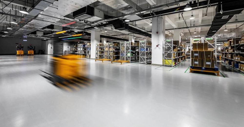 Your Essential Guide to Warehouse Automation